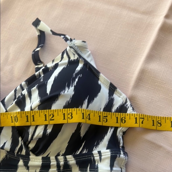 Anne Cole Dark blue and White Patterned Swim Bra - Picture 12 of 15